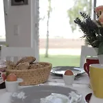 Mit Kamin, Eingezaeuntem Garten Und Gutshofsauna! Feriehus *