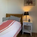 Feriehus Mit Kamin, Eingezaeuntem Garten Und Gutshofsauna!
